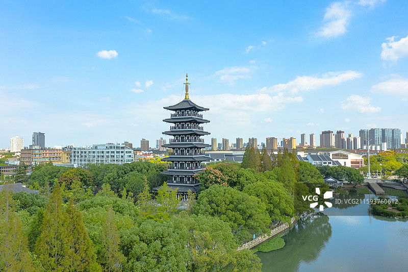 苏州吴江区垂虹景区华严塔航拍图片素材