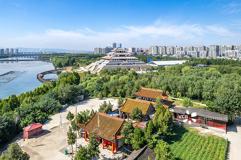 河南省鹤壁市朝歌文化公园鹿台阁图片素材