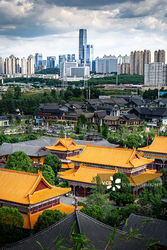 贵州 贵阳 泉湖公园 西普陀寺 古今同框图片素材