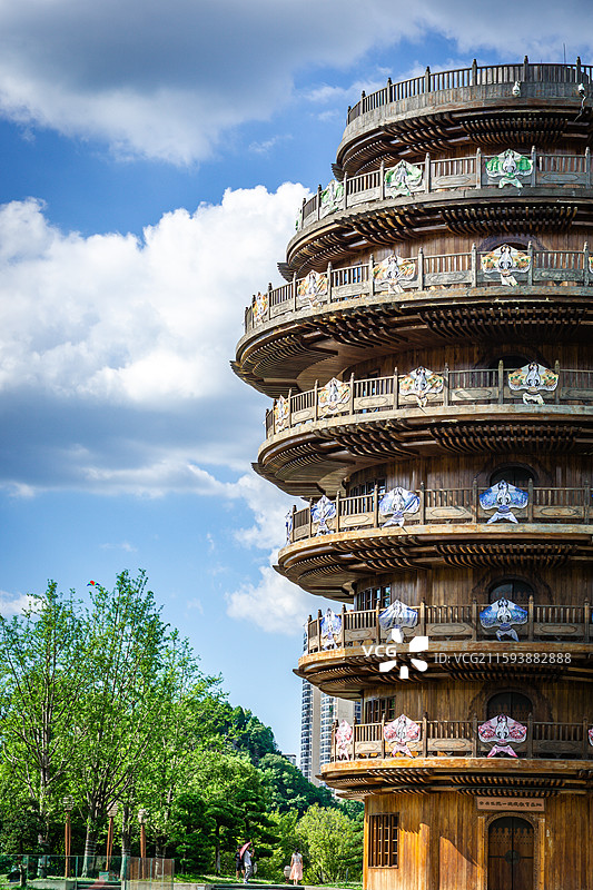 贵州 贵阳 泉湖公园 西普陀寺 古今同框图片素材