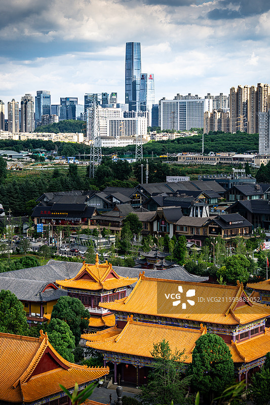 贵州 贵阳 泉湖公园 西普陀寺 古今同框图片素材