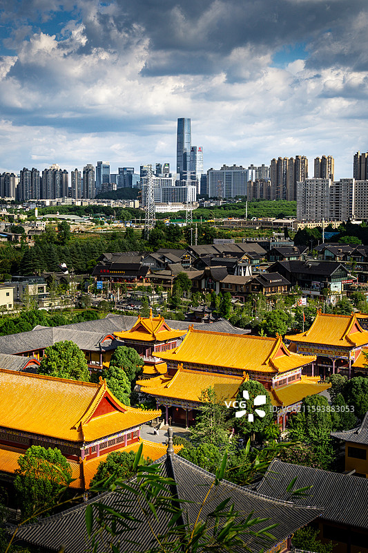 贵州 贵阳 泉湖公园 西普陀寺 古今同框图片素材