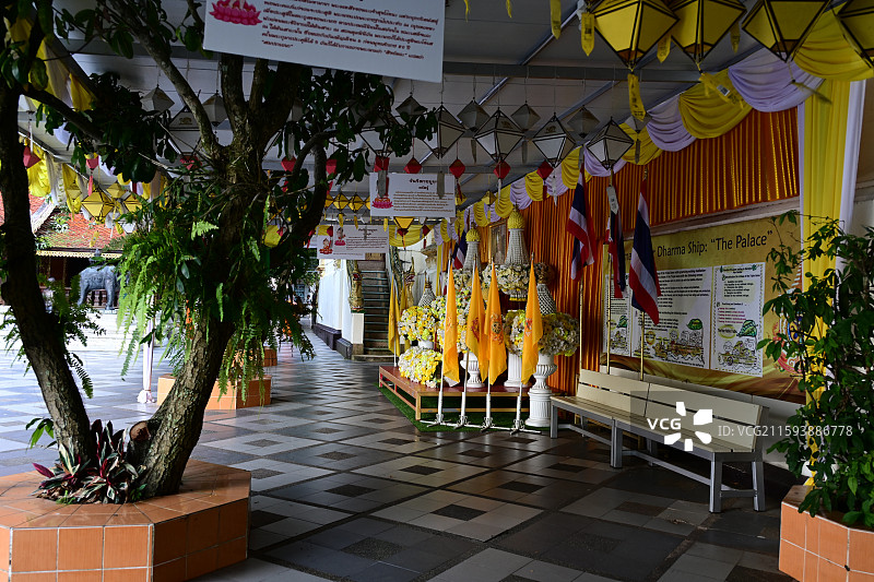 古城清迈，寺庙，素贴山徒步，啪啦寺，双龙寺，山顶看古城图片素材