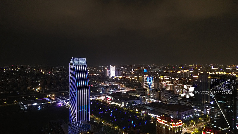 中企联合大厦，上海奉贤新城夜景，无人机航拍图片素材