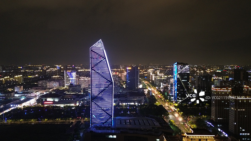 中企联合大厦，上海奉贤新城夜景，无人机航拍图片素材