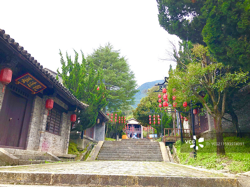 天龙八部影视城-四僧塔景区的街道图片素材