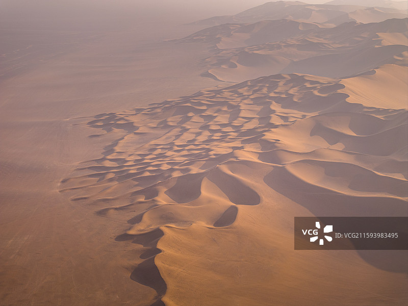 吐鲁番 鄯善县 库木塔格沙漠 龙门客栈 越野基地图片素材