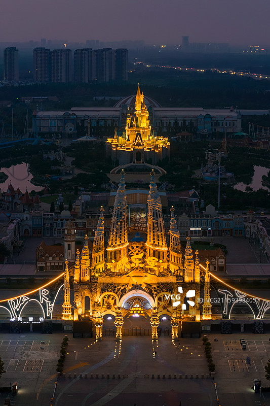 山东济南泉城欧乐堡梦幻世界图片素材