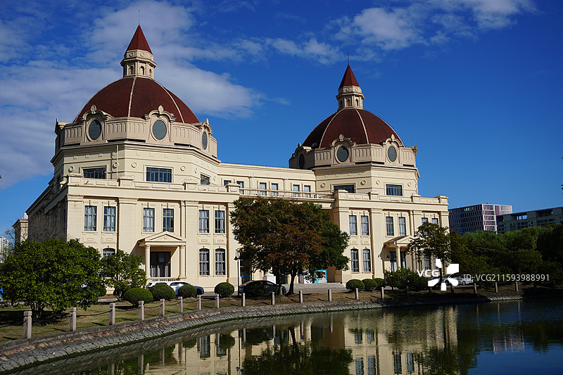 上海外国语大学（松江校区）校园美景图片素材