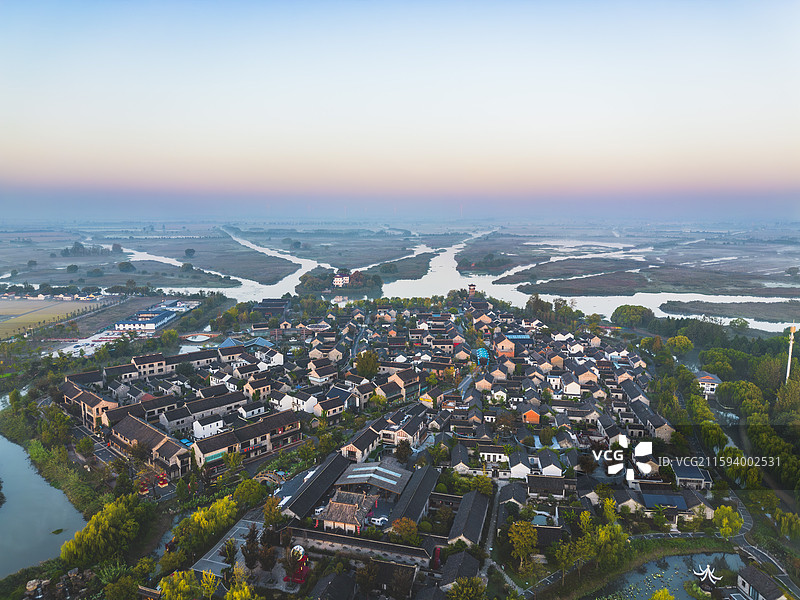 秋天的江苏盐城建湖县淮剧小镇九龙口湿地景区图片素材