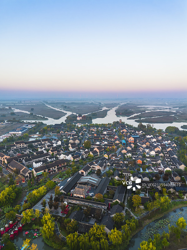 秋天的江苏盐城建湖县淮剧小镇九龙口湿地景区图片素材