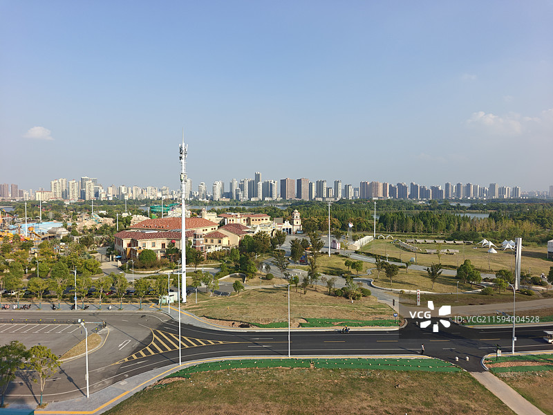 秋风起雾霾-南昌象湖+玛雅海滩水公园图片素材