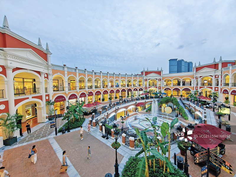 佛山市佛罗伦萨小镇奥特莱斯商圈图片素材