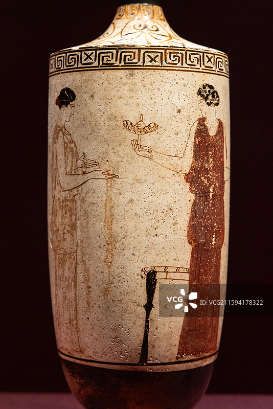 上海世博会博物馆希腊人从阿伽门农到亚历山大白地细颈瓶 450-440BC 埃雷特利亚图片素材