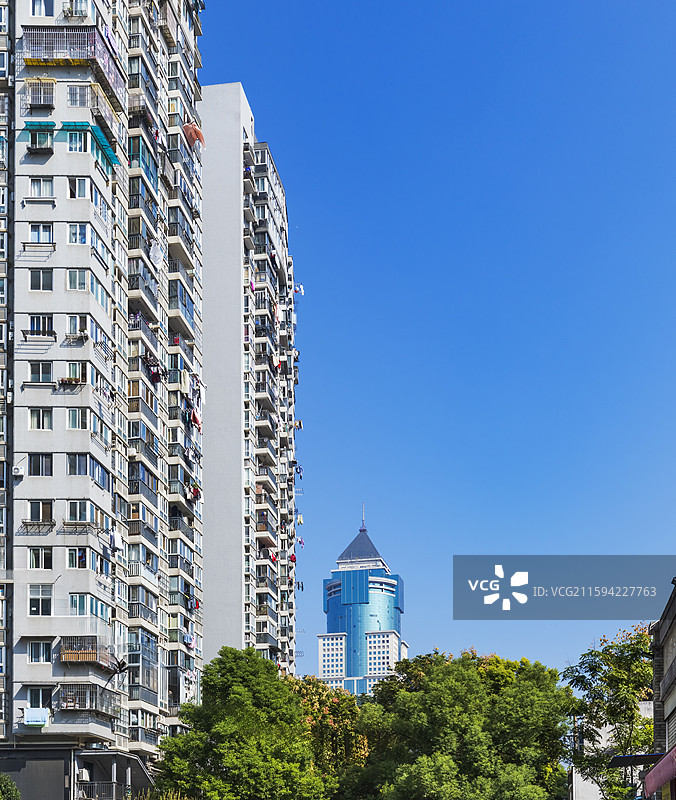 湖北武汉，汉口老城区花楼街的城市建设新貌图片素材