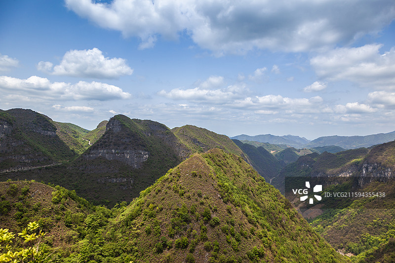 广西百色乐业大石围天坑群风光图片素材