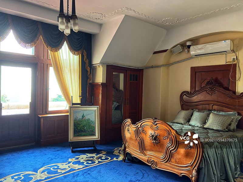 青岛德国总督楼旧址国家文物建筑｜初秋晴日德式官邸（红瓦坡度／石砌接缝）｜建筑数字资产库图片素材