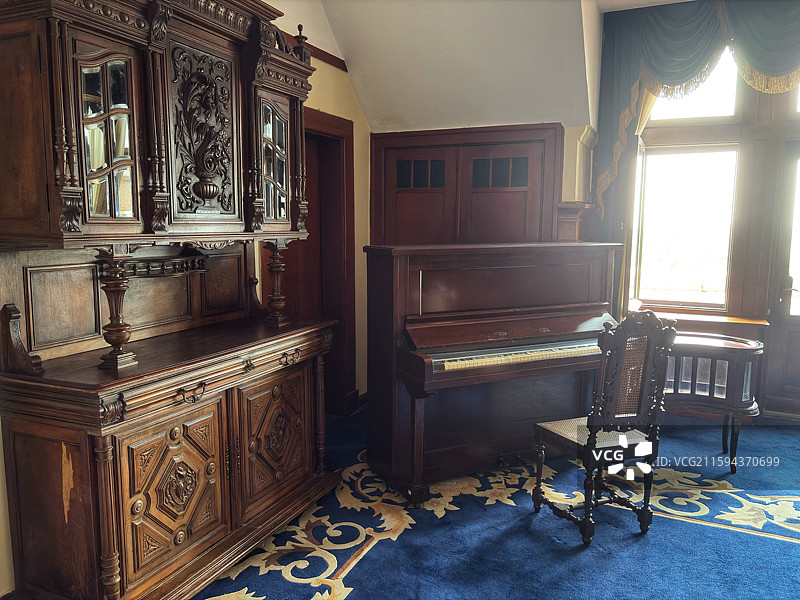 青岛德国总督楼旧址国家文物建筑｜初秋晴日德式官邸（红瓦坡度／石砌接缝）｜建筑数字资产库图片素材