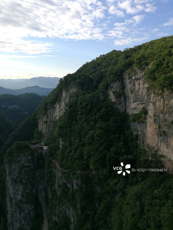湖南省张家界市慈利县大峡谷景区玻璃桥图片素材