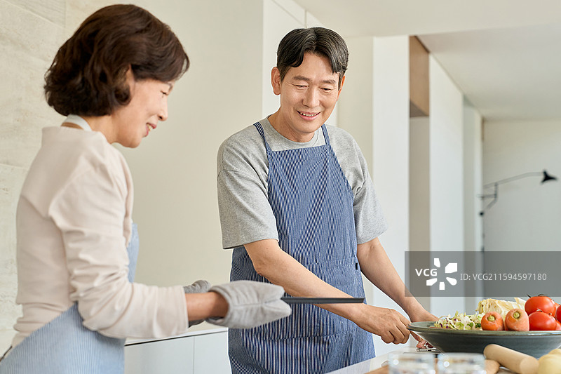 中年夫妇，幸福生活，爱情图片素材