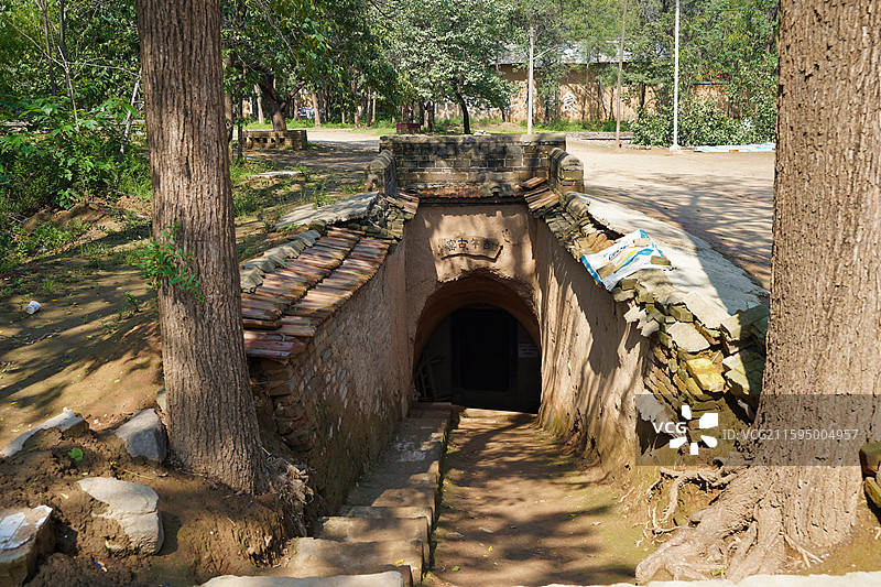 陕西省三原县柏社村地坑院（柏社古窑）图片素材