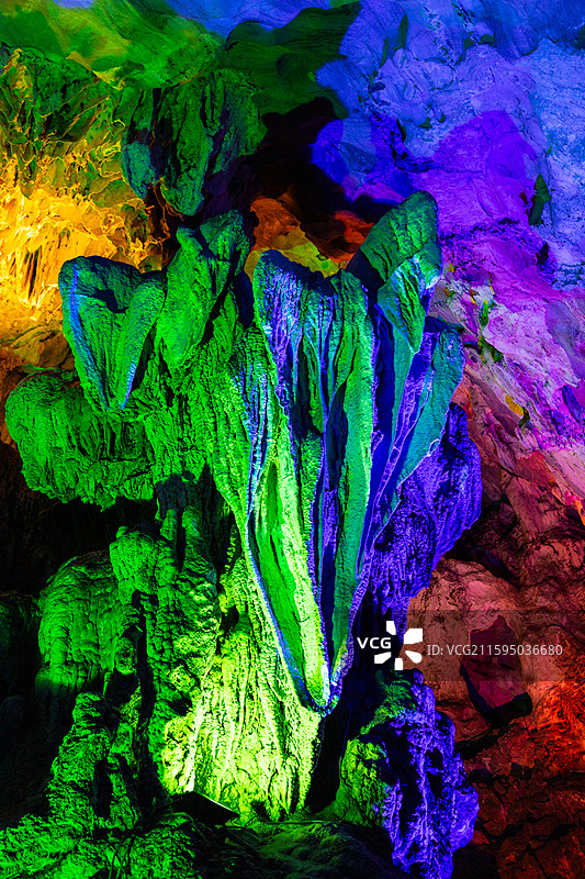 阳江凌霄岩风景区，凌霄岩洞图片素材