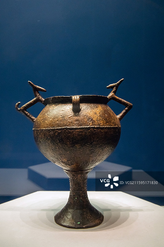 中国国家博物馆铜釜公元1世纪罗斯托夫州列蒙特诺耶村佩夏内四号墓地12号库尔干墓出土俄罗斯国家历史博物图片素材