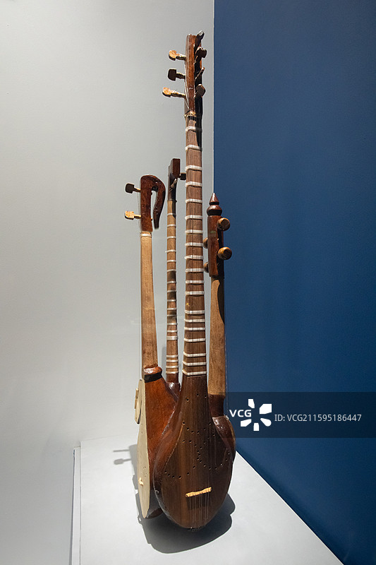 中国国家博物馆乐器套组"乔尔朱尔"公元20世纪奥塔琼-瓦霍博夫制作哈吉克斯坦国家博物馆藏品图片素材