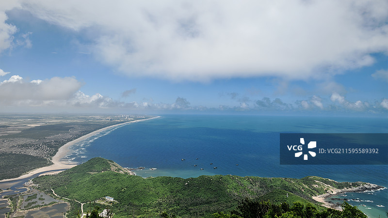 文昌铜鼓岭月亮湾玻璃海图片素材