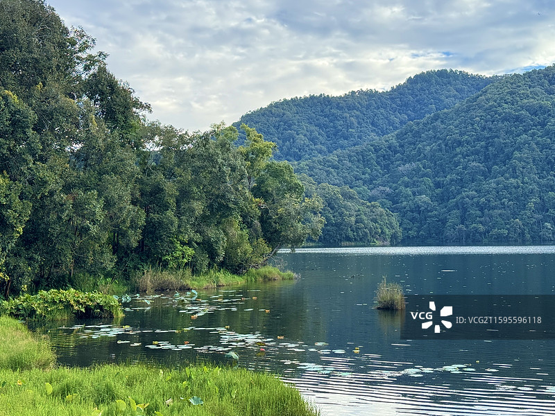 云南普洱西盟佤族自治县龙潭公园图片素材