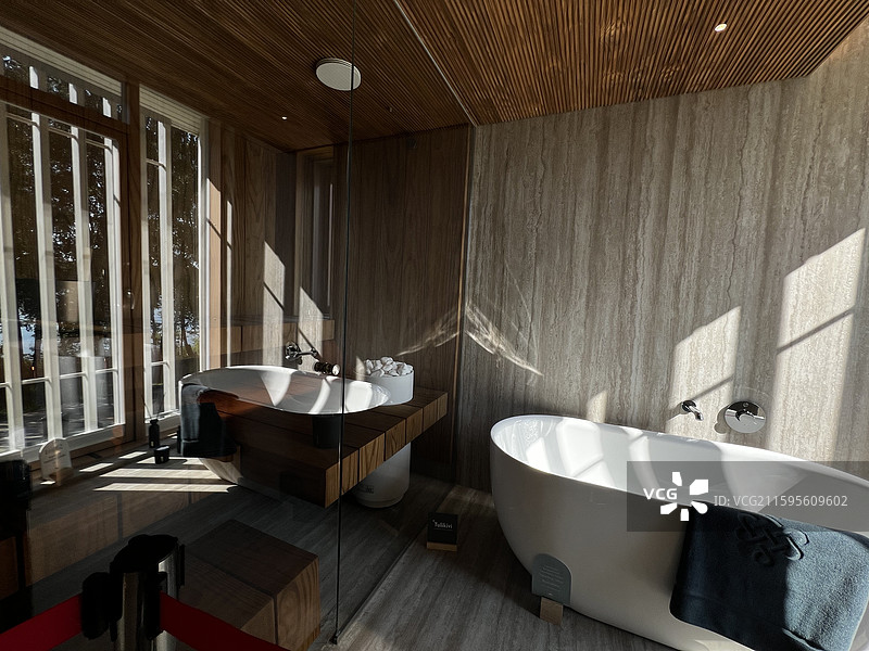 北欧风，浴室，空间，光影图片素材