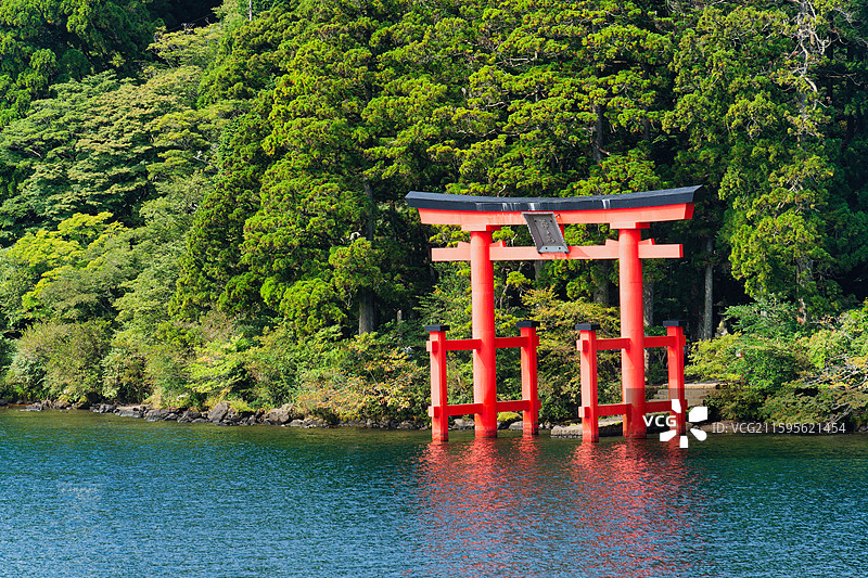 芦之湖周边景色-箱根神社图片素材