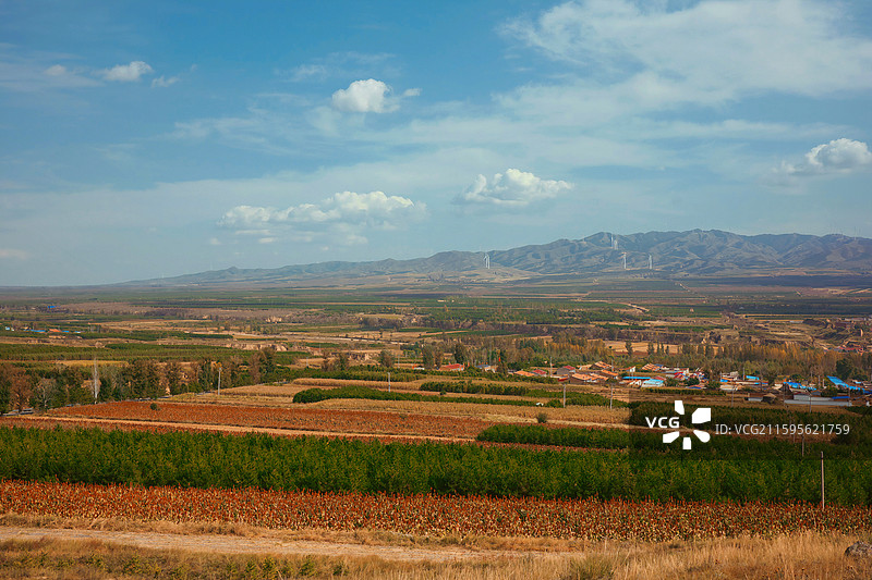 山西大同阳高县长城1号旅游公路农业种植基地图片素材