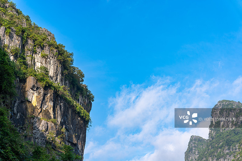 大山遐想之猴头与大山图片素材