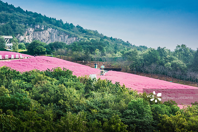 南京汤山矿坑公园图片素材