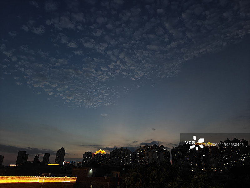 泉州洛江区日落傍晚城市风光图片素材