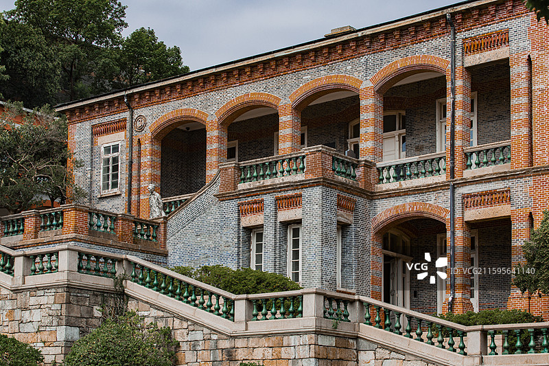 西津渡镇江博物馆前英国领事馆旧址晴天户外景色图片素材