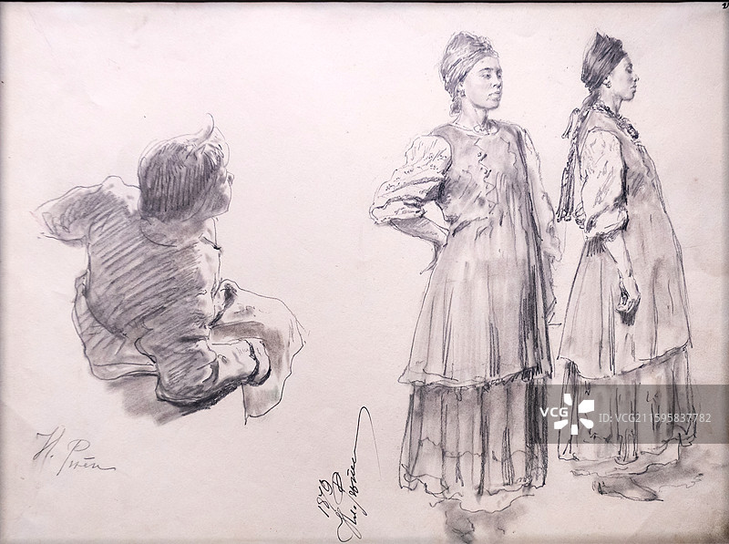 中国国家博物馆两名乌克兰农妇与背身而坐的年轻男子速写1880年画册单页纸本石墨铅笔擦笔24.2X33图片素材