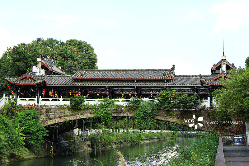 成都浣花溪风雨廊桥图片素材