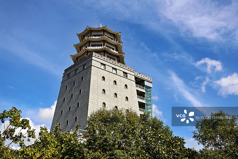 吉林省延边朝鲜族自治州珲春市，珲春防川景区内的制高点建筑龙虎阁图片素材