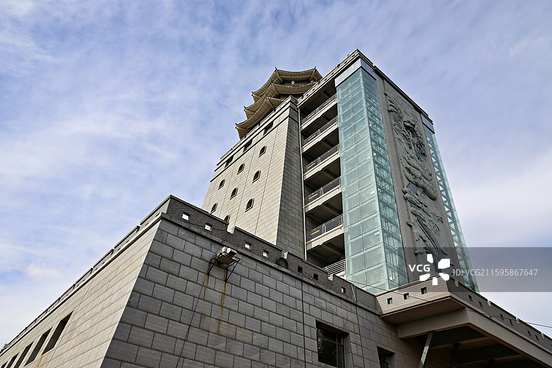 吉林省延边朝鲜族自治州珲春市，珲春防川景区内的制高点建筑龙虎阁图片素材