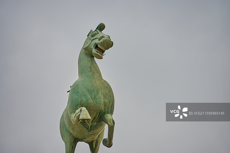甘肃武威雷台公园马踏飞燕广场图片素材