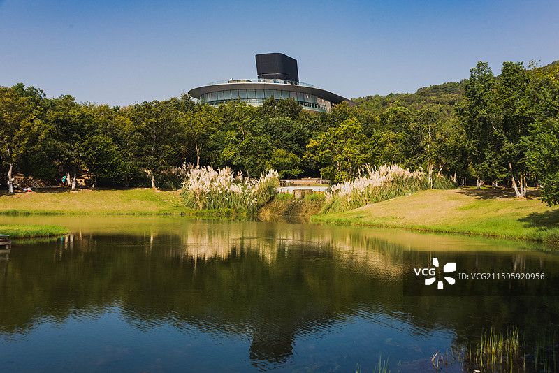 南京汤山矿坑公园图片素材