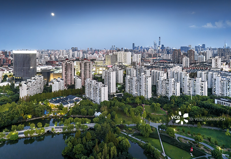 静安（闸北）大宁灵石公园日落景色图片素材