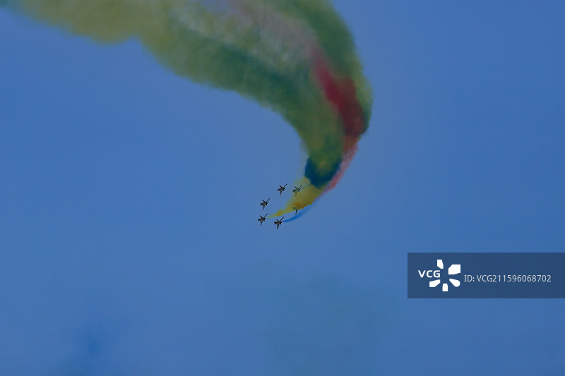 2025长春航展-歼10 空军八一飞行表演队图片素材