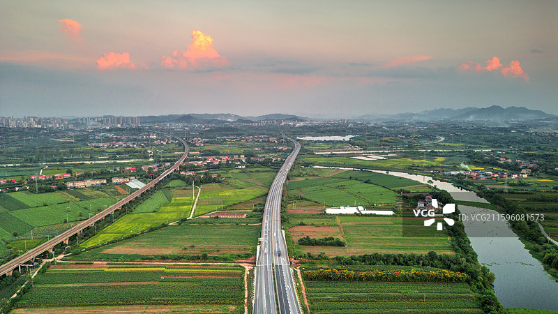 鄂州高速日落图片素材