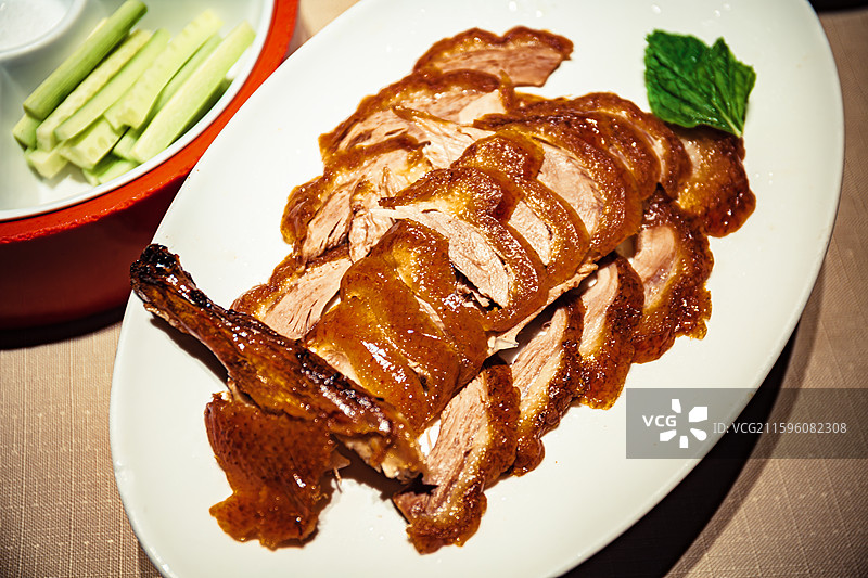 传统食品非遗美食北京烤鸭图片素材