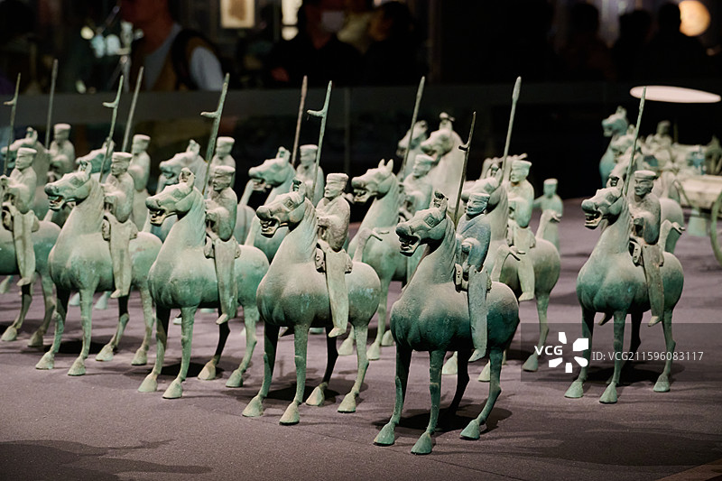 甘肃省博物馆-天马西来铜车马仪仗队图片素材