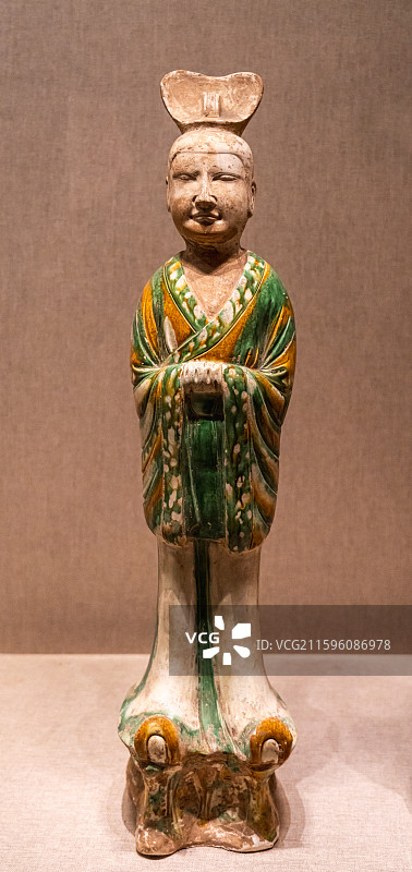 三彩文官俑（唐天授二年）河南博物院藏 1991年孟津县屈突季札墓出土图片素材