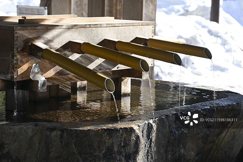 日本北海道札幌北海道神宫内净手池建筑特写图片素材